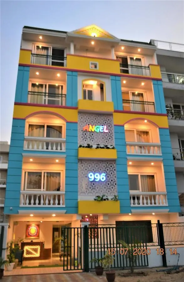 The Angel Hotel & Suites Near Medanta Gurgaon 3*,