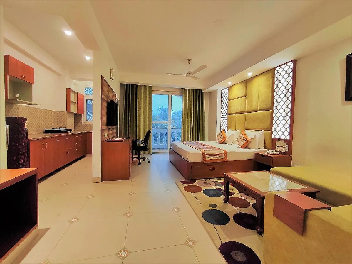The Angel Hotel & Suites Near Medanta Gurgaon 3*,