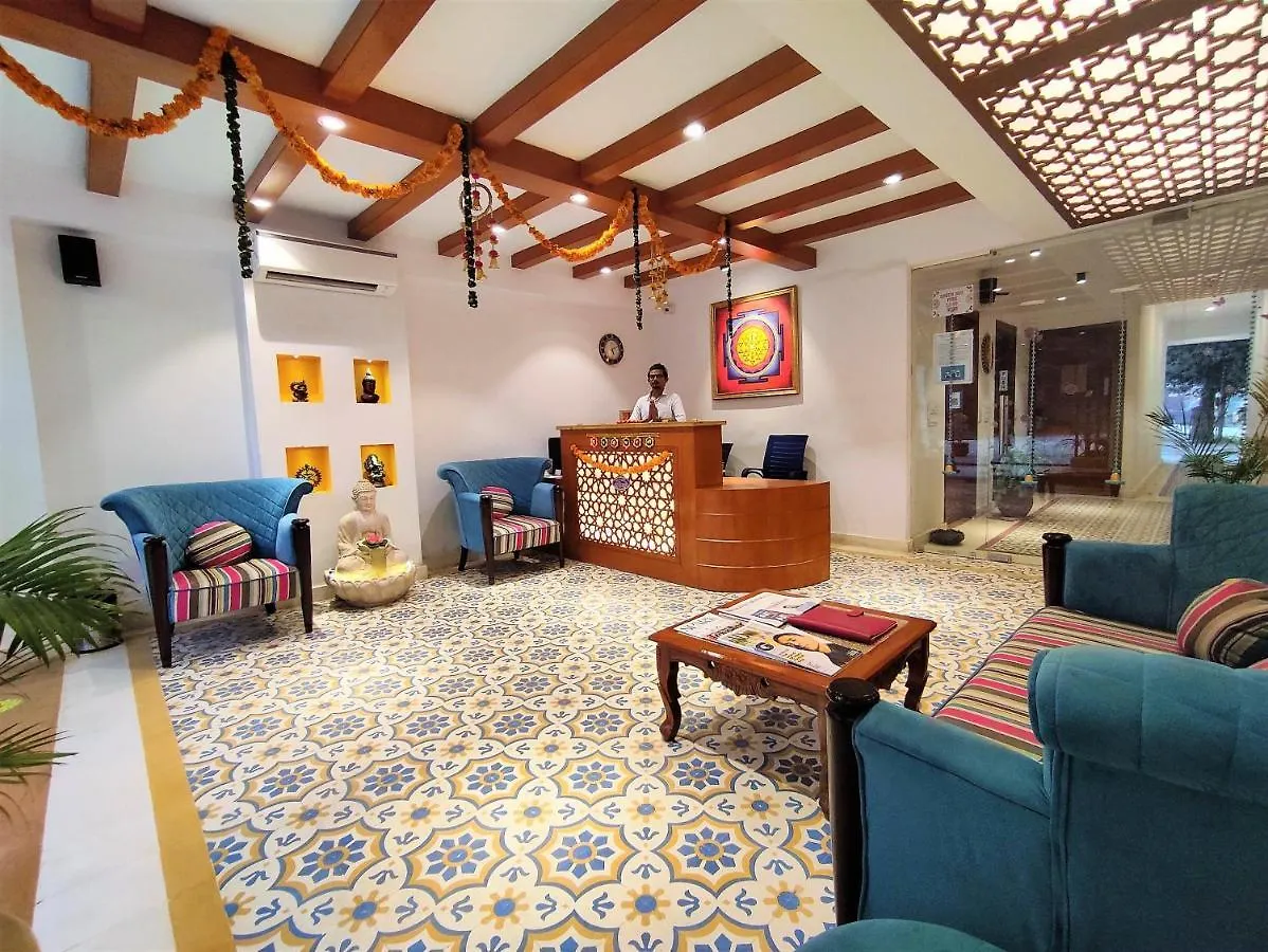 The Angel Hotel & Suites Near Medanta Gurgaon Indien
