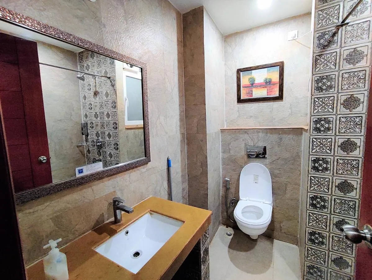 ***  The Angel Hotel & Suites Near Medanta Gurgaon Indien