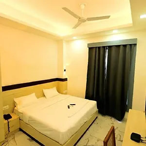 Prago By Deer Hotel Varanasi