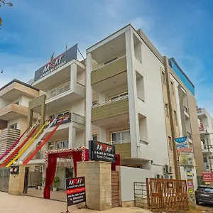 Hotel Aadat Subhash Chowk